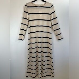 Samuji Black and Cream Striped Dress .Light Knitted dress New with tag.Size 36❤️